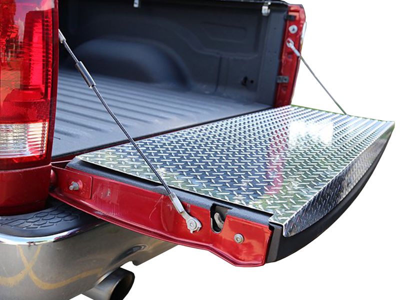 Dee Zee Diamond Plate Full Tailgate Protector