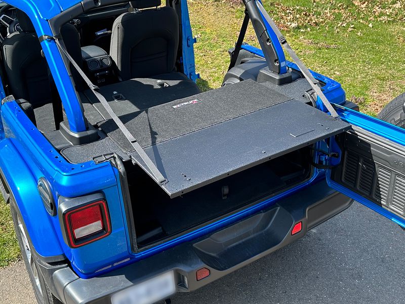 EZ4x4 EZTrunk Extension Table