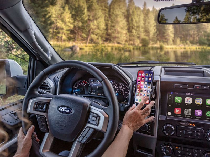 Husky Liners Claw Mount Vent Phone Holder